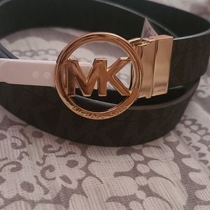 Michael Kors reversible belt size Large